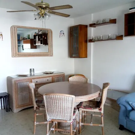 With 3 Bedrooms In Grau I Platja, With Wonderful City View, Shared Pool, Enclosed Garden - 200 M From The Beach Apartment