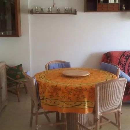 With 3 Bedrooms In Grau I Platja, With Wonderful City View, Shared Pool, Enclosed Garden - 200 M From The Beach *