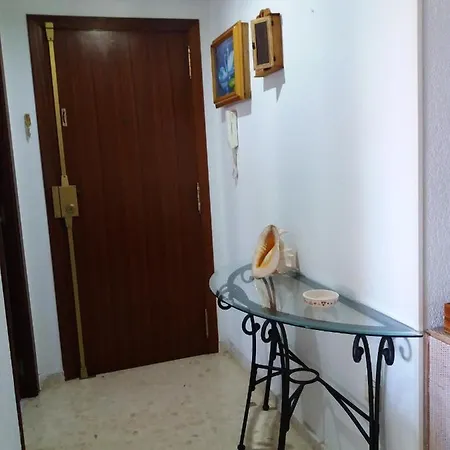 With 3 Bedrooms In Grau I Platja, With Wonderful City View, Shared Pool, Enclosed Garden - 200 M From The Beach * Playa de Gandia